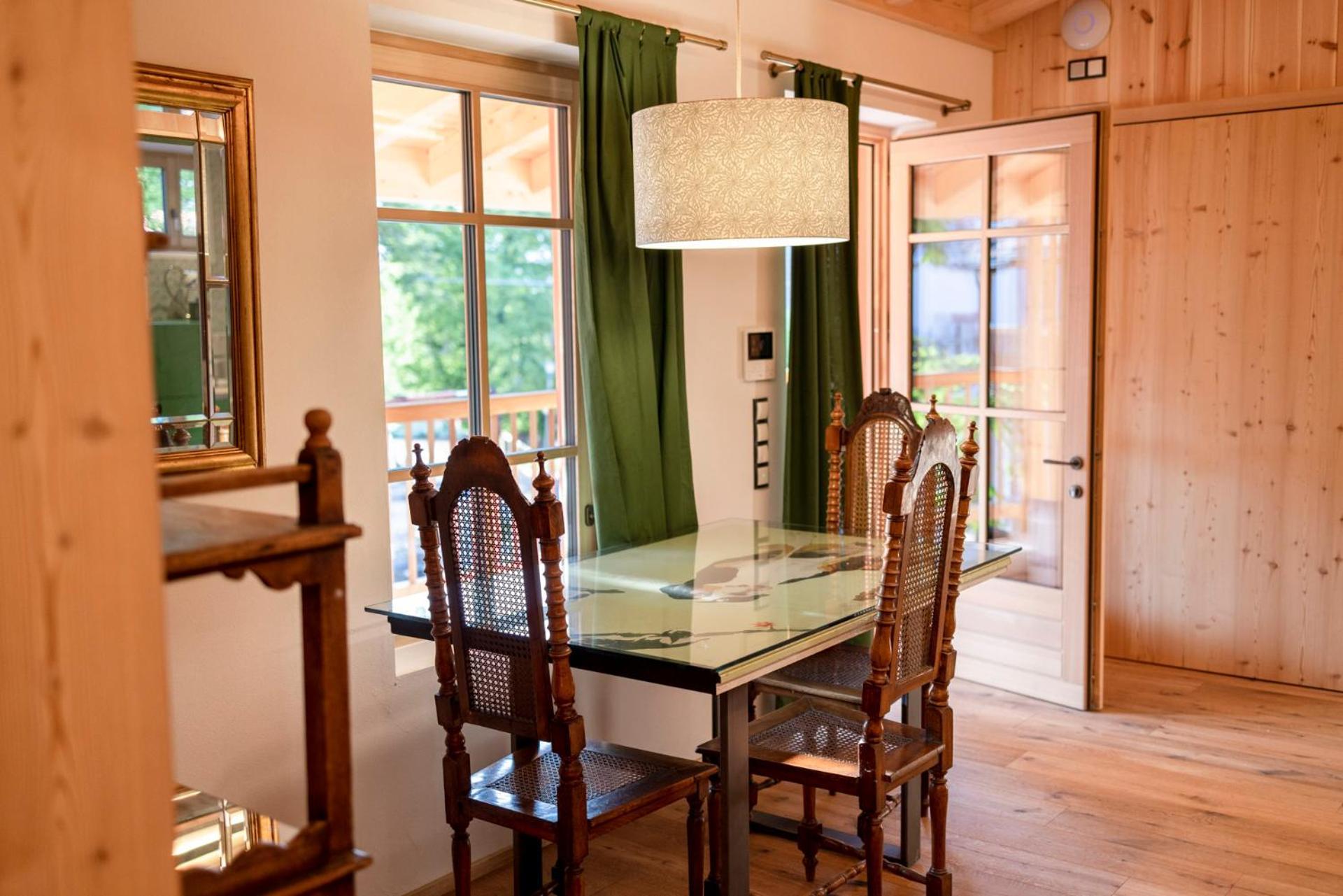 Haus Himmelfahrt Villa โซปราบอลซาโน ภายนอก รูปภาพ