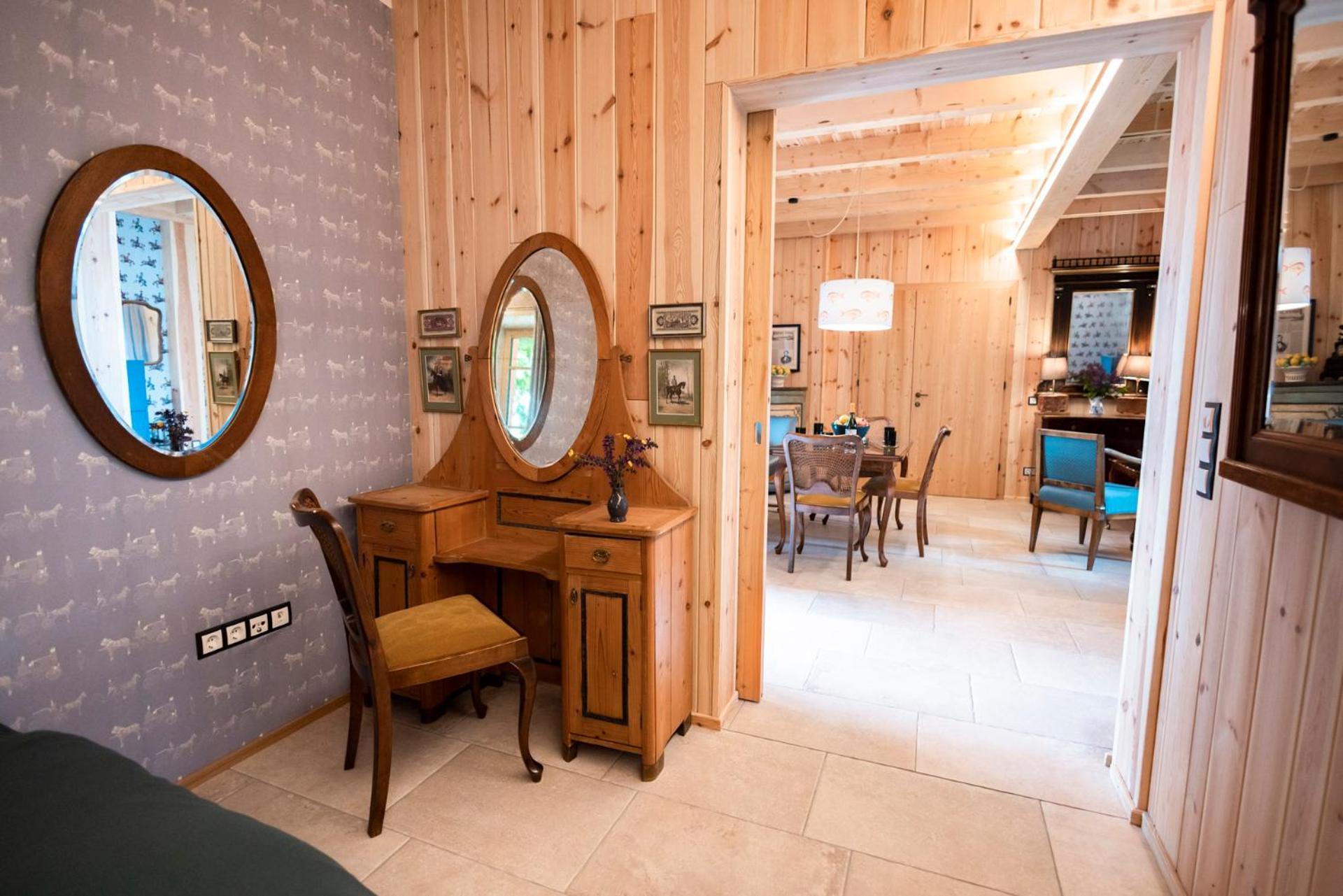 Haus Himmelfahrt Villa โซปราบอลซาโน ภายนอก รูปภาพ