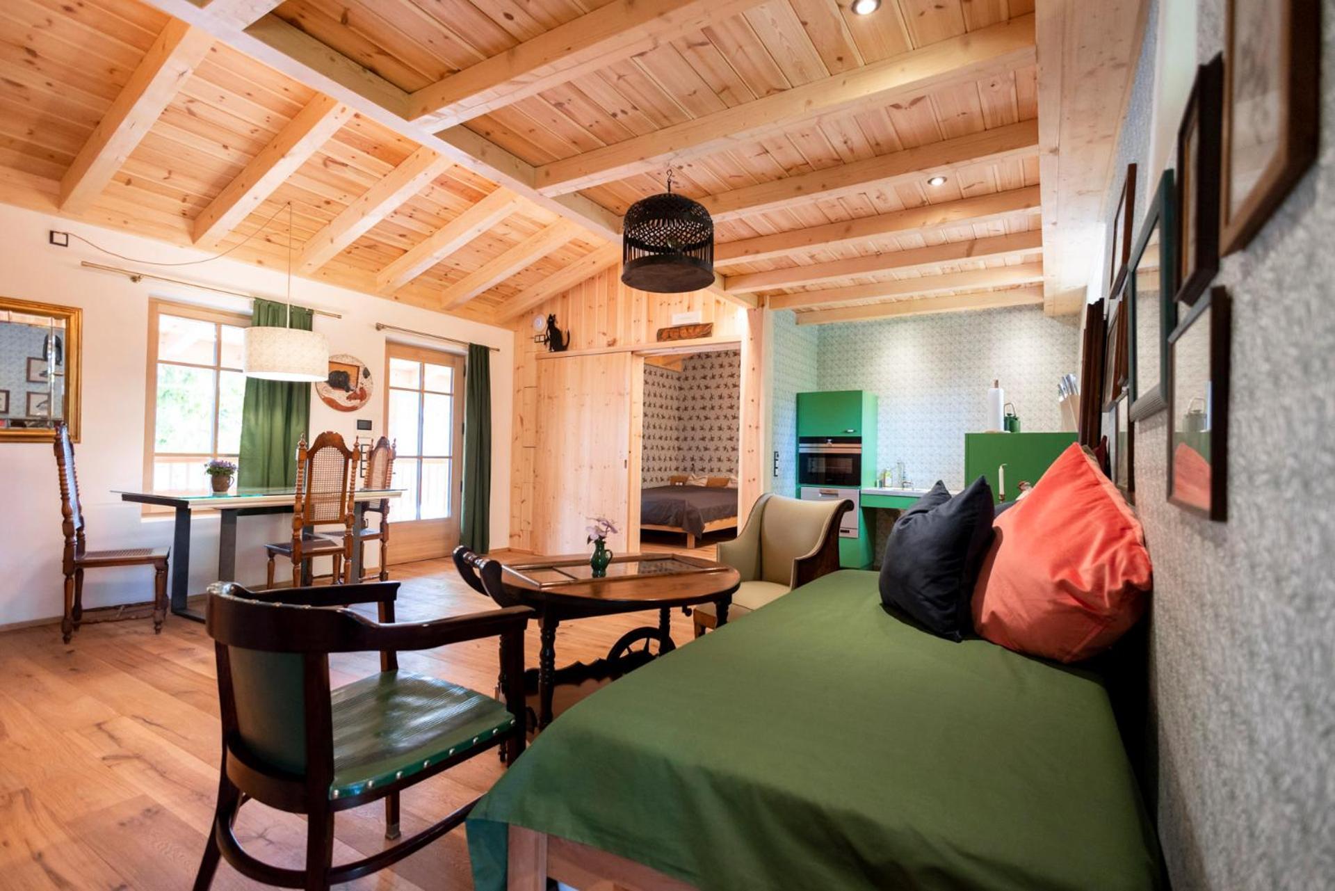 Haus Himmelfahrt Villa โซปราบอลซาโน ภายนอก รูปภาพ